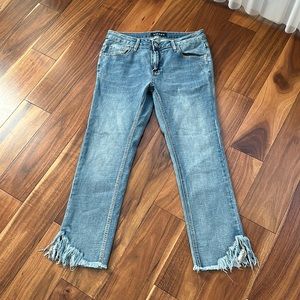 BIANCO BLUE DENIM JEANS SOave FRINGE CROPPED STRETCHY SIZE 27